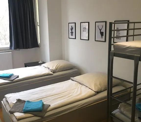 Guest house P63 Center